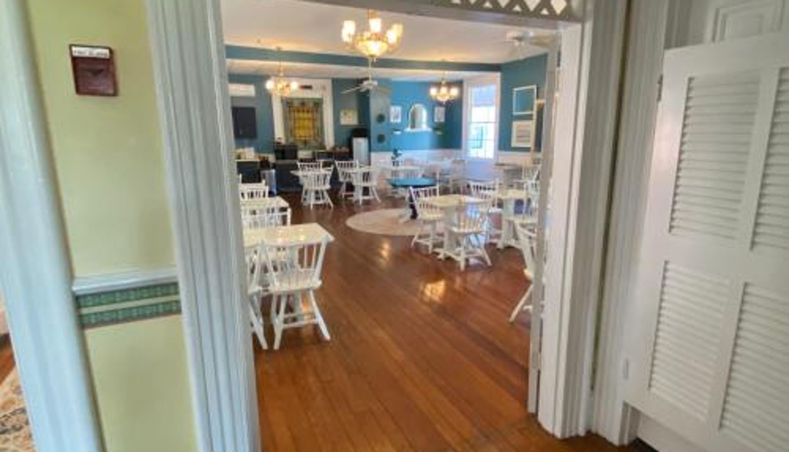 Frühstücksraum innerhalb des Restaurants - The Ocean House