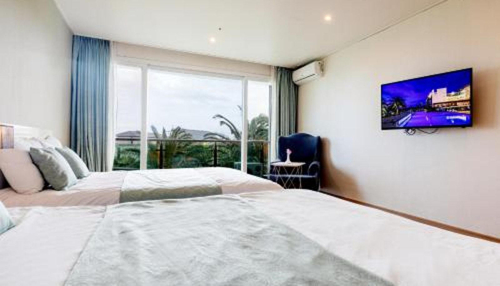Family room - The Four Grace Resort