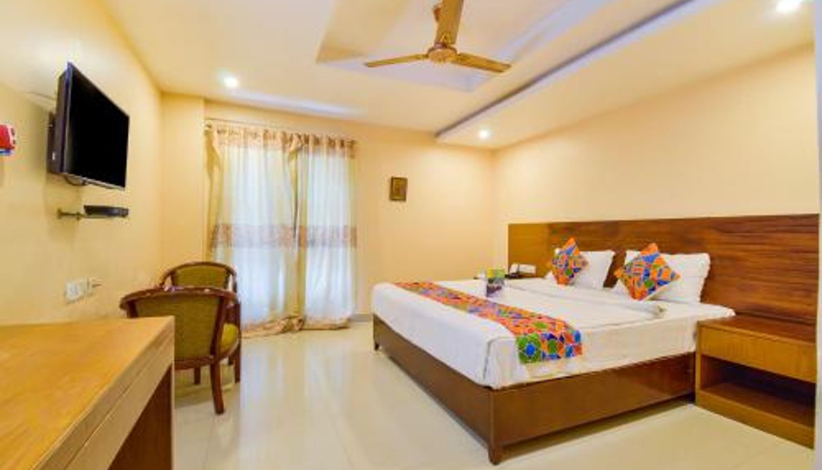 Zimmer - Via Deccan Heritage - Abids