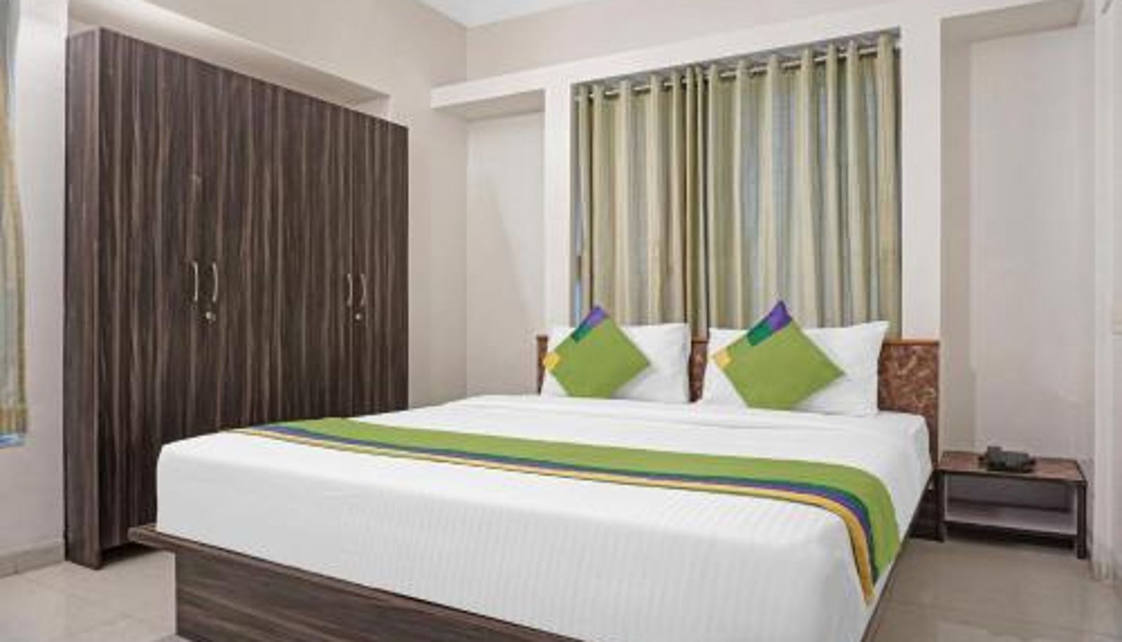 Zimmer - Treebo Diamond Residency - DDPK Inn