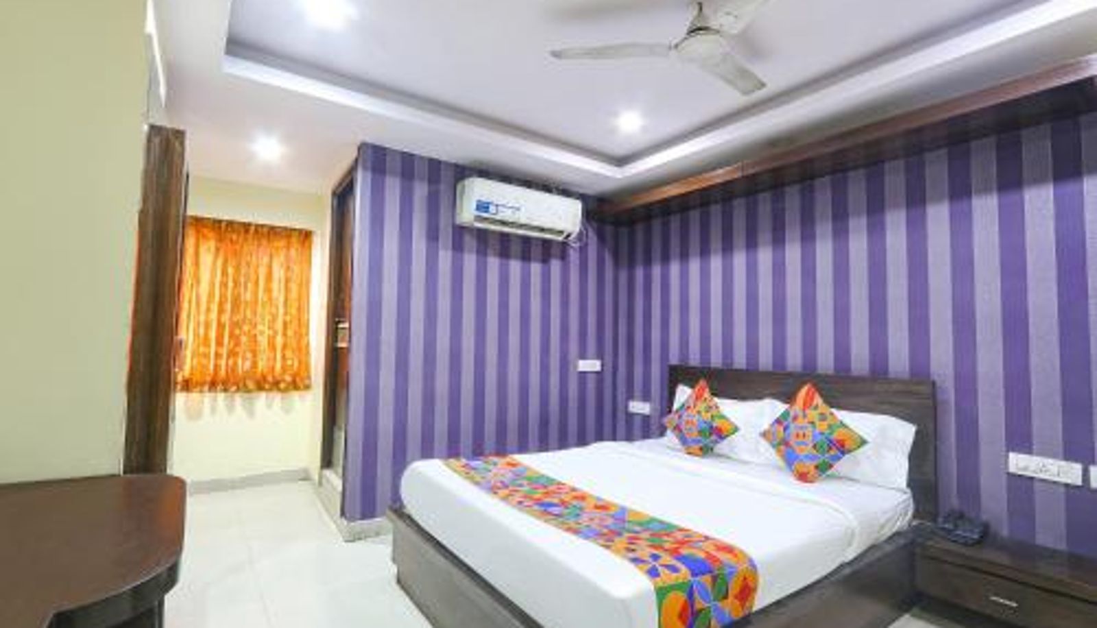 Zimmer - FabHotel Royal Residency II - Nr Lakdikapul Metro Station