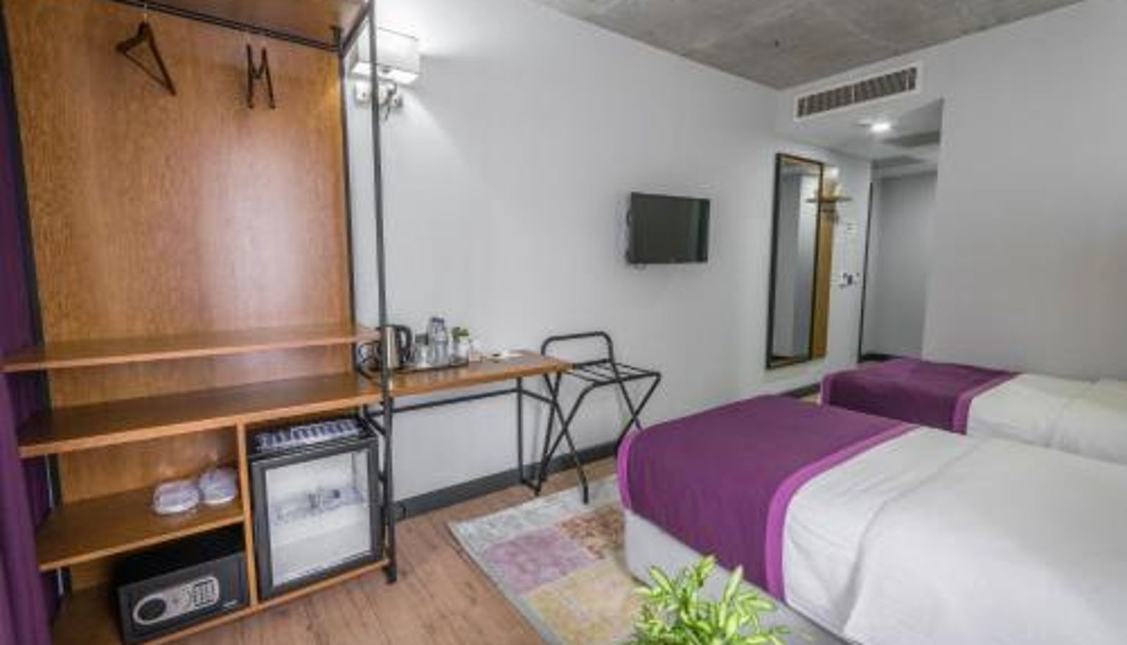 Zimmer - Hotel Adora