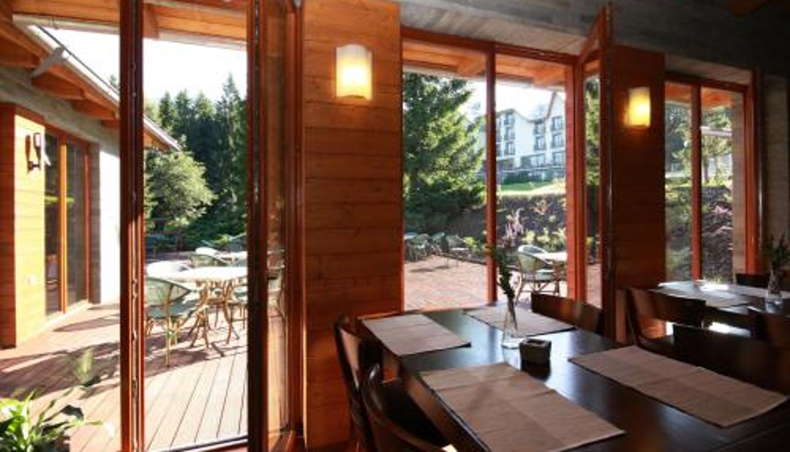 Ontbijtzaal in het restaurant - Beltine Forest Hotel