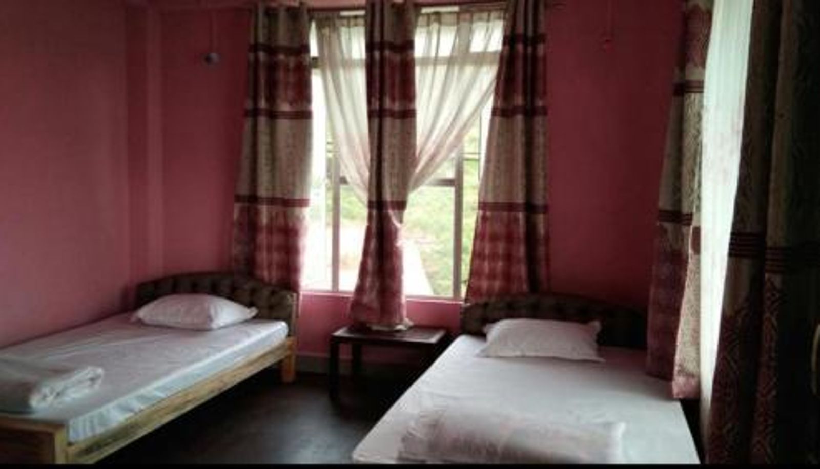 Zimmer - Rainbow Valley Resort