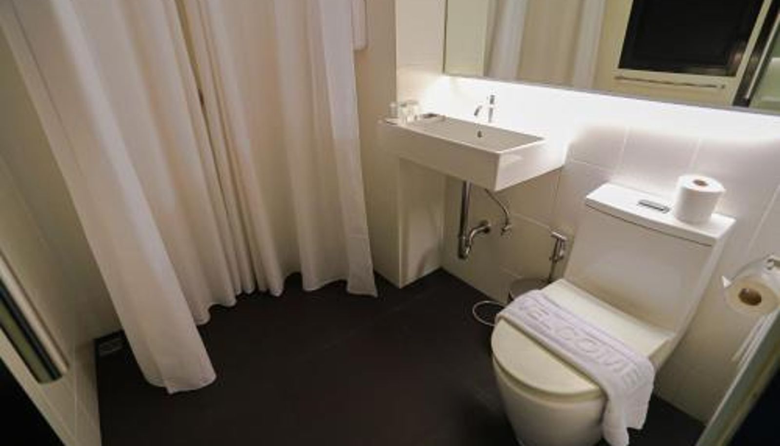 Chambre triple - BED Phrasingh-Adults Only