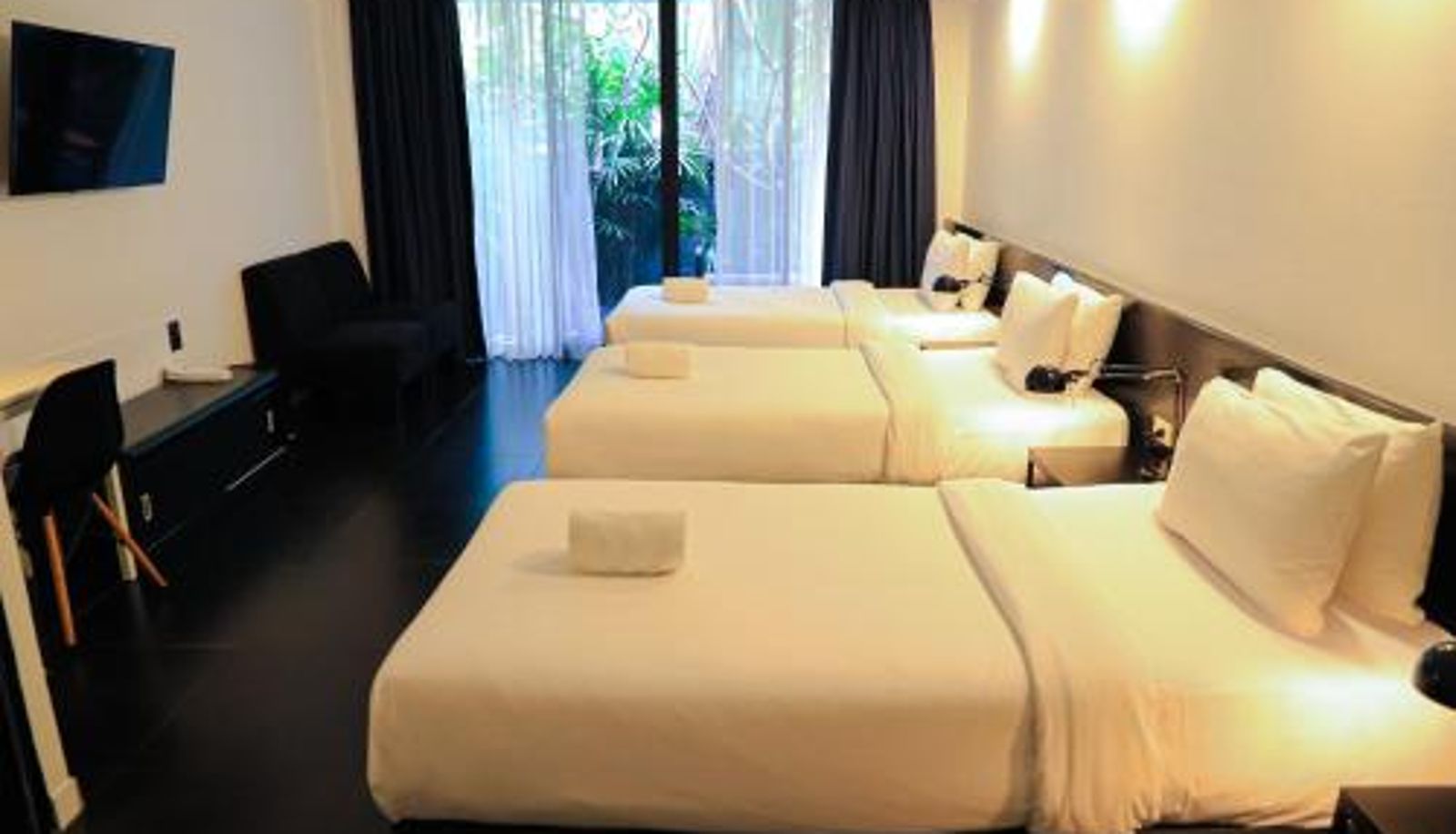 Chambre triple - BED Phrasingh-Adults Only