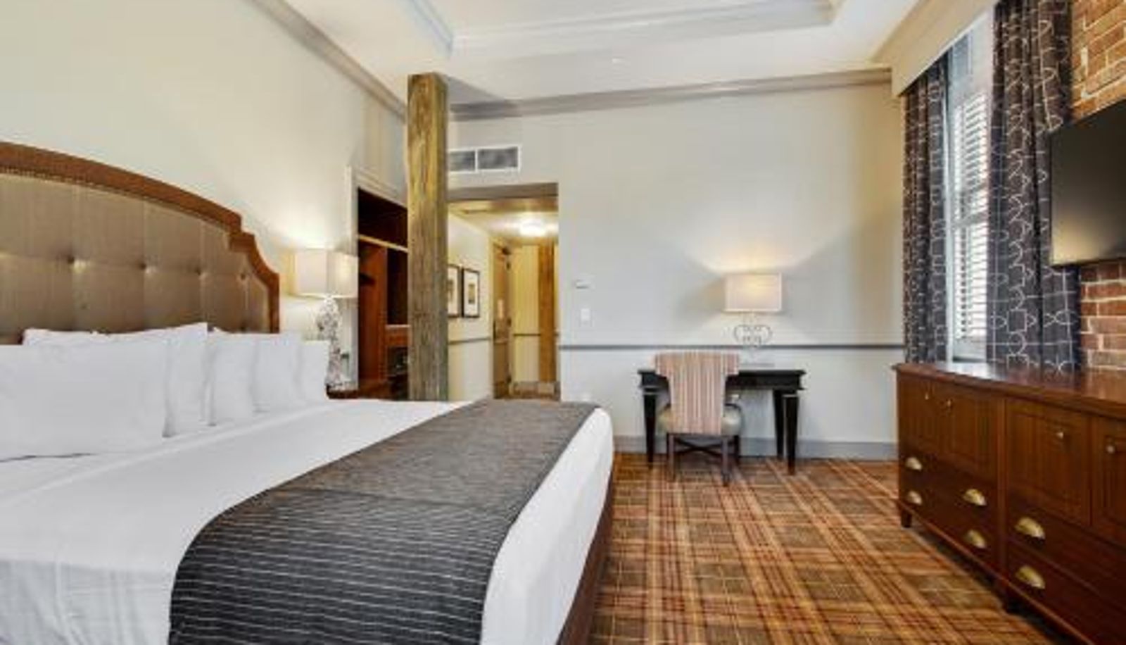 Room - The Brakeman Hotel