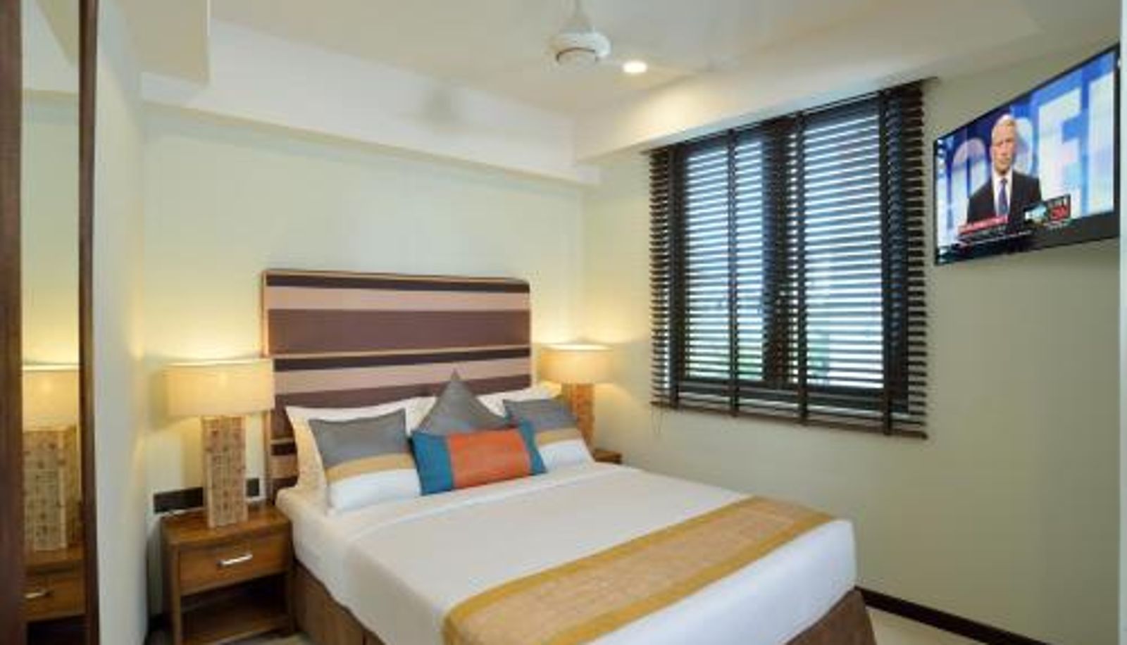 Room - The Somerset Hotel