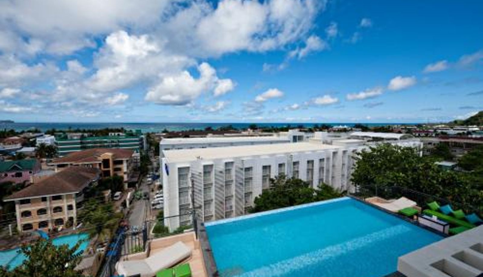 Terasse - Lime Hotel Boracay