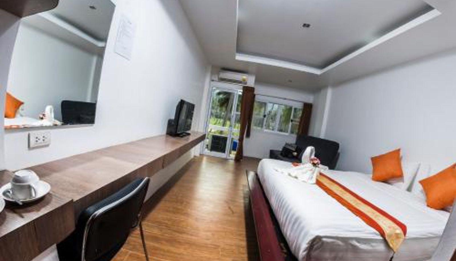 Room - Pranee Amata