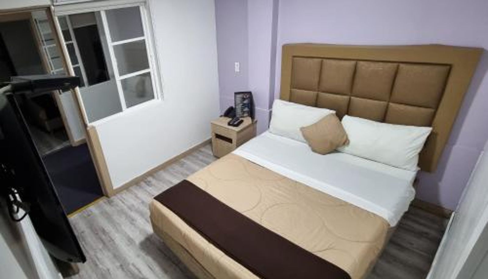 Room - Blue House Corferias