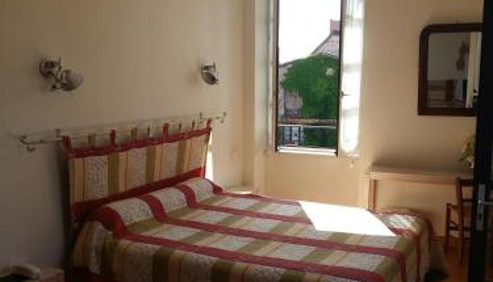 Standardzimmer - Le Relais de la Tour