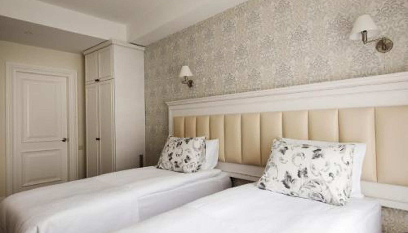 Info - Hotel Passport Tbilisi