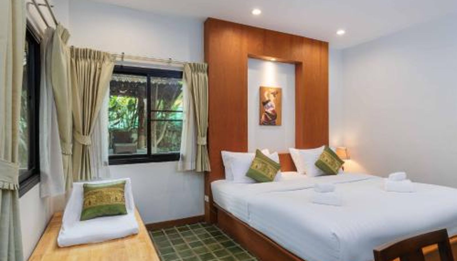 Room - Charlie House Pin Klao
