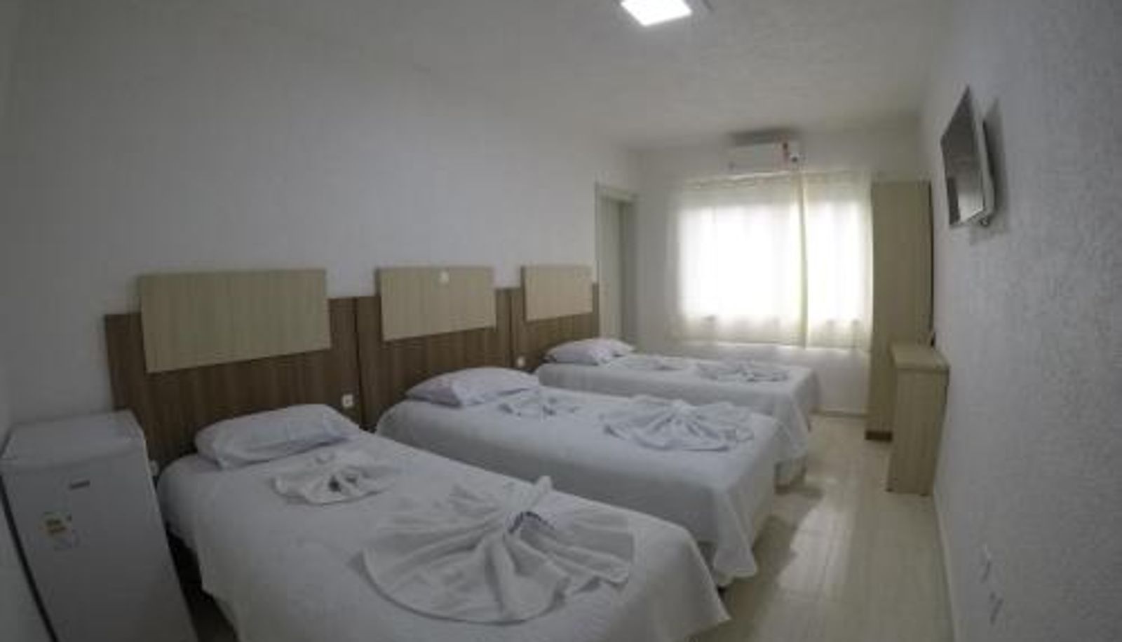 Dreibettzimmer - Hotel Dove