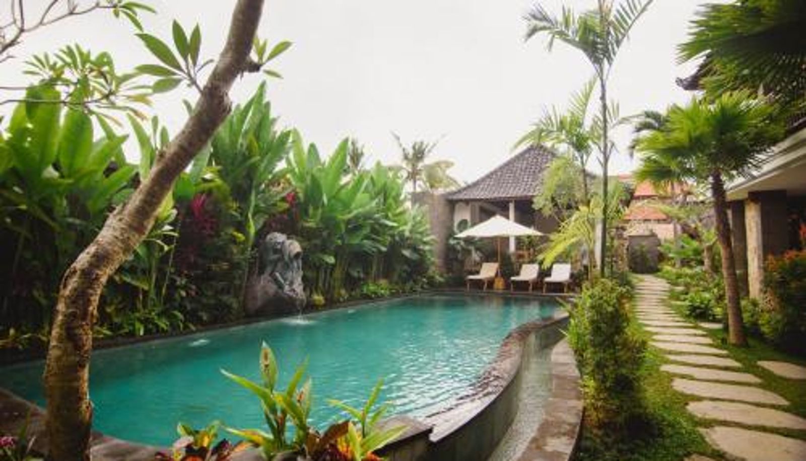 Piscina - Taman Amartha Hotel