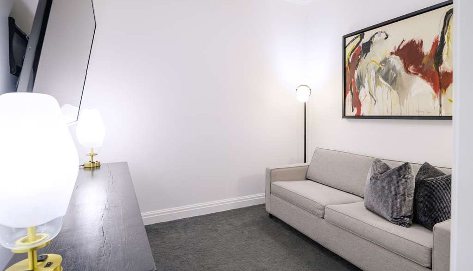Zimmer - Daxton Hotel Birmingham Curio Collection by Hilton