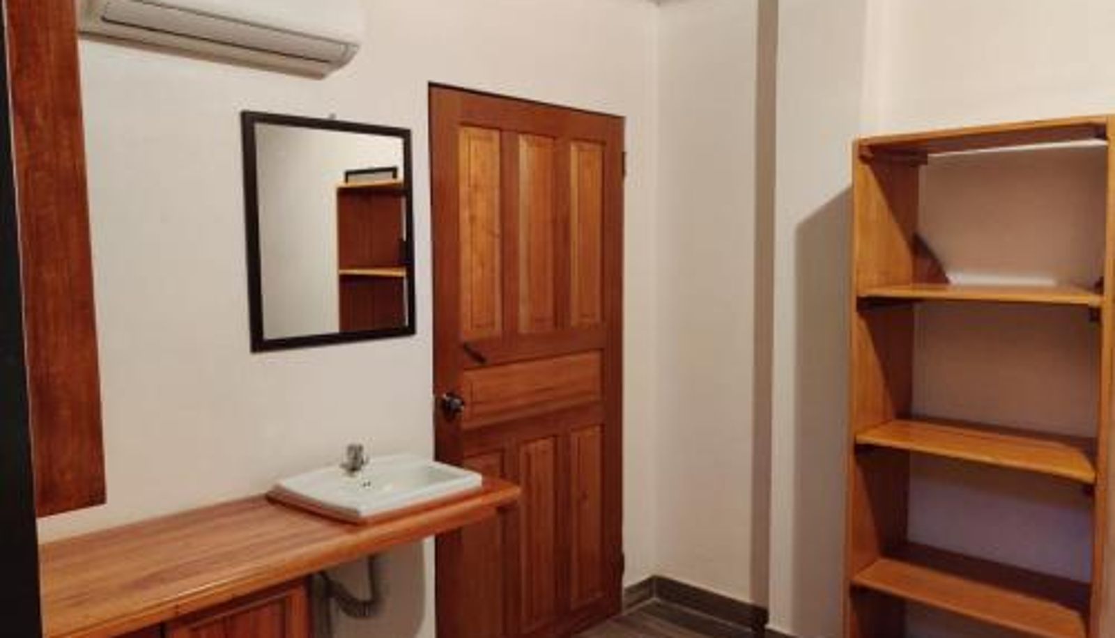 Habitación - Cabinas Pura Vida B&B and Tour Operator