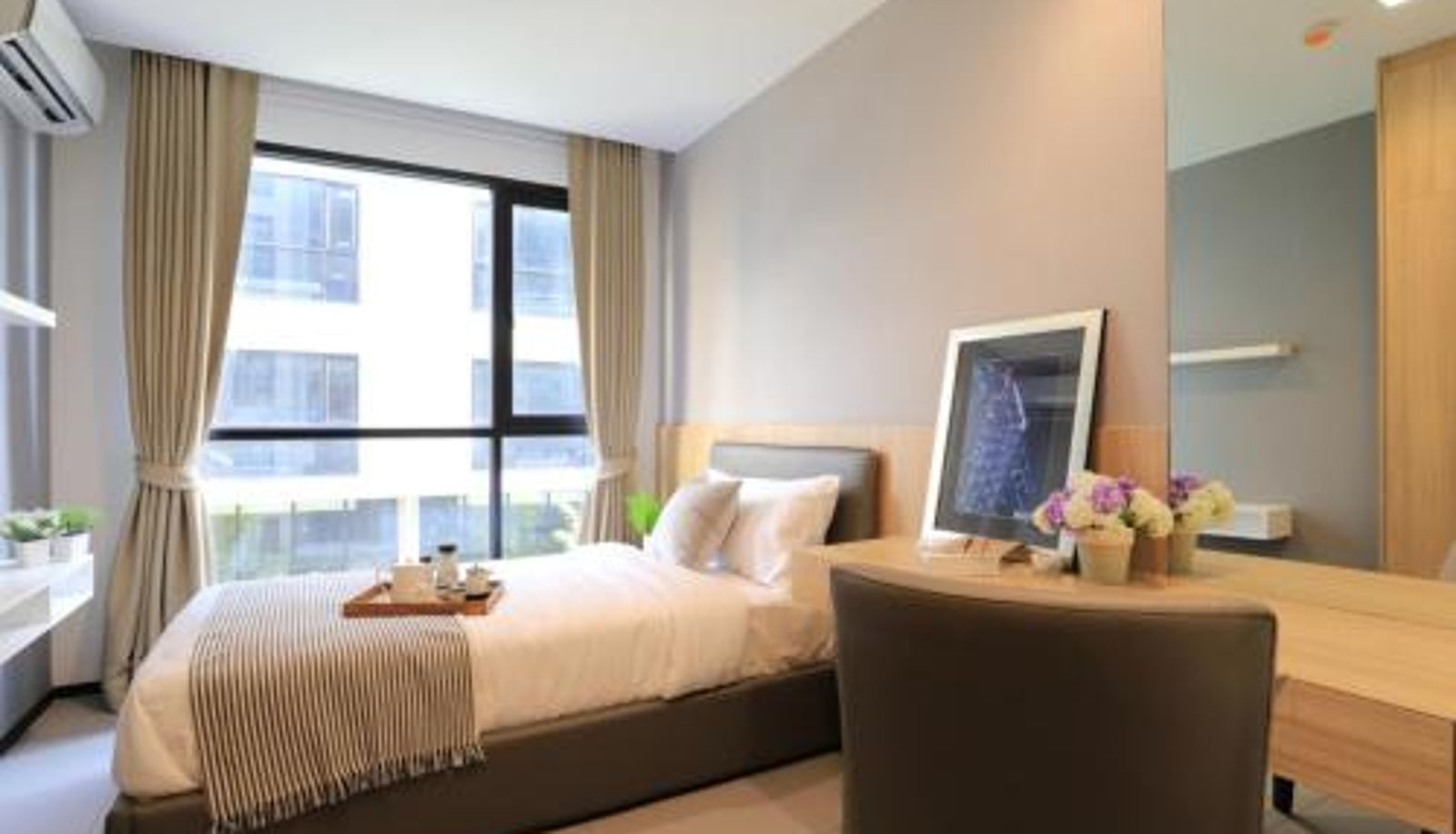 Suite - Alix Bangkok Hotel