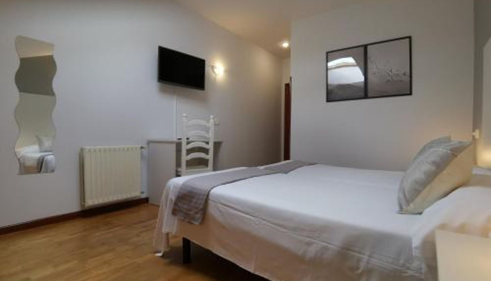 Zimmer - Hotel El Trasgu