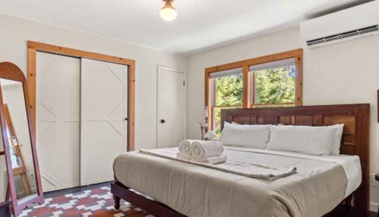 Suite - Callicoon Hills