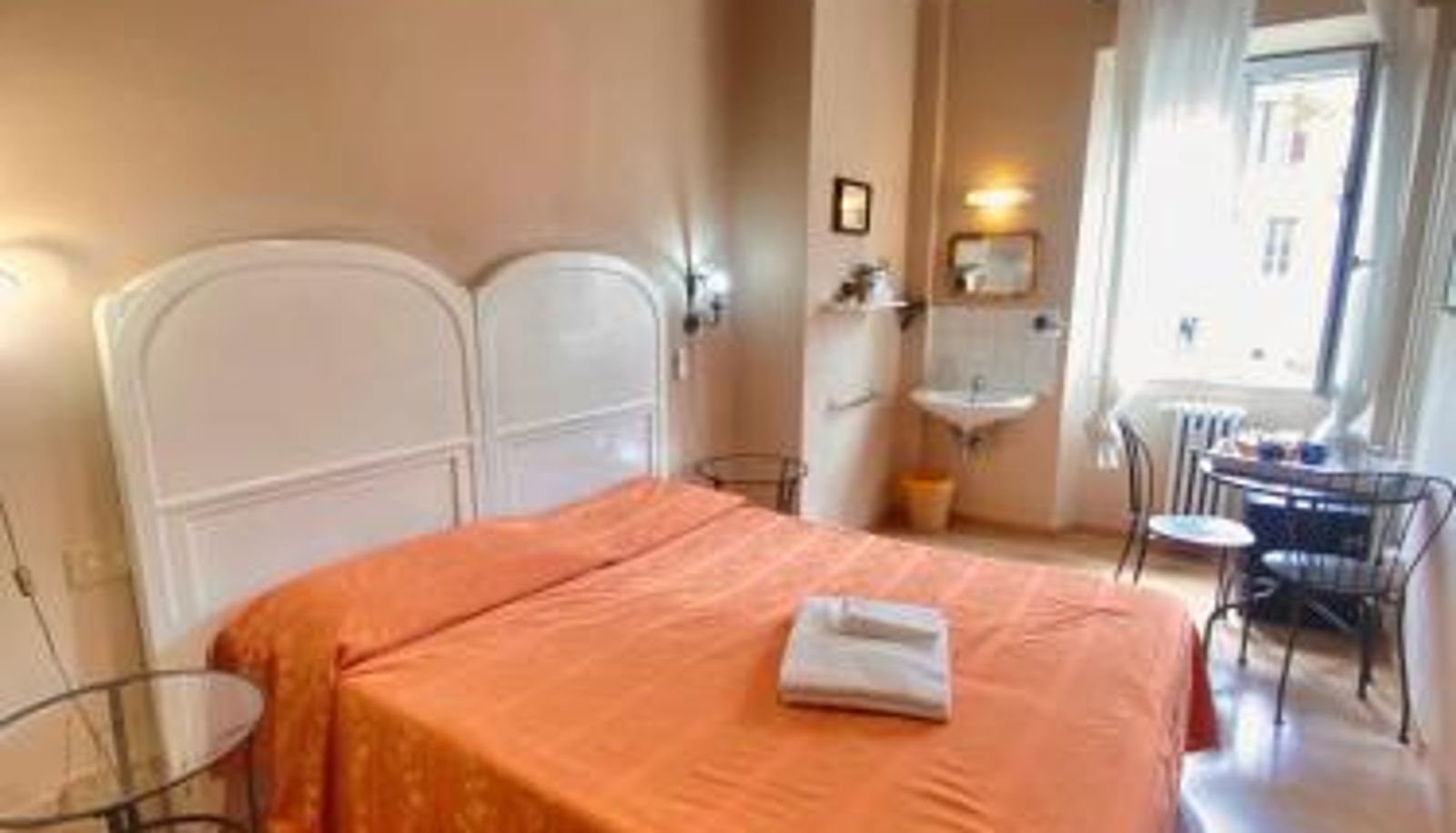 Zimmer - Hotel Dali