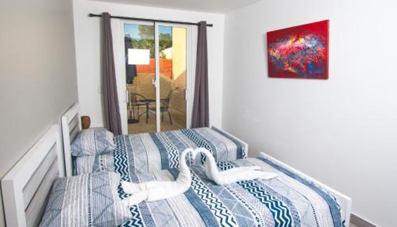 Room - La Aldea