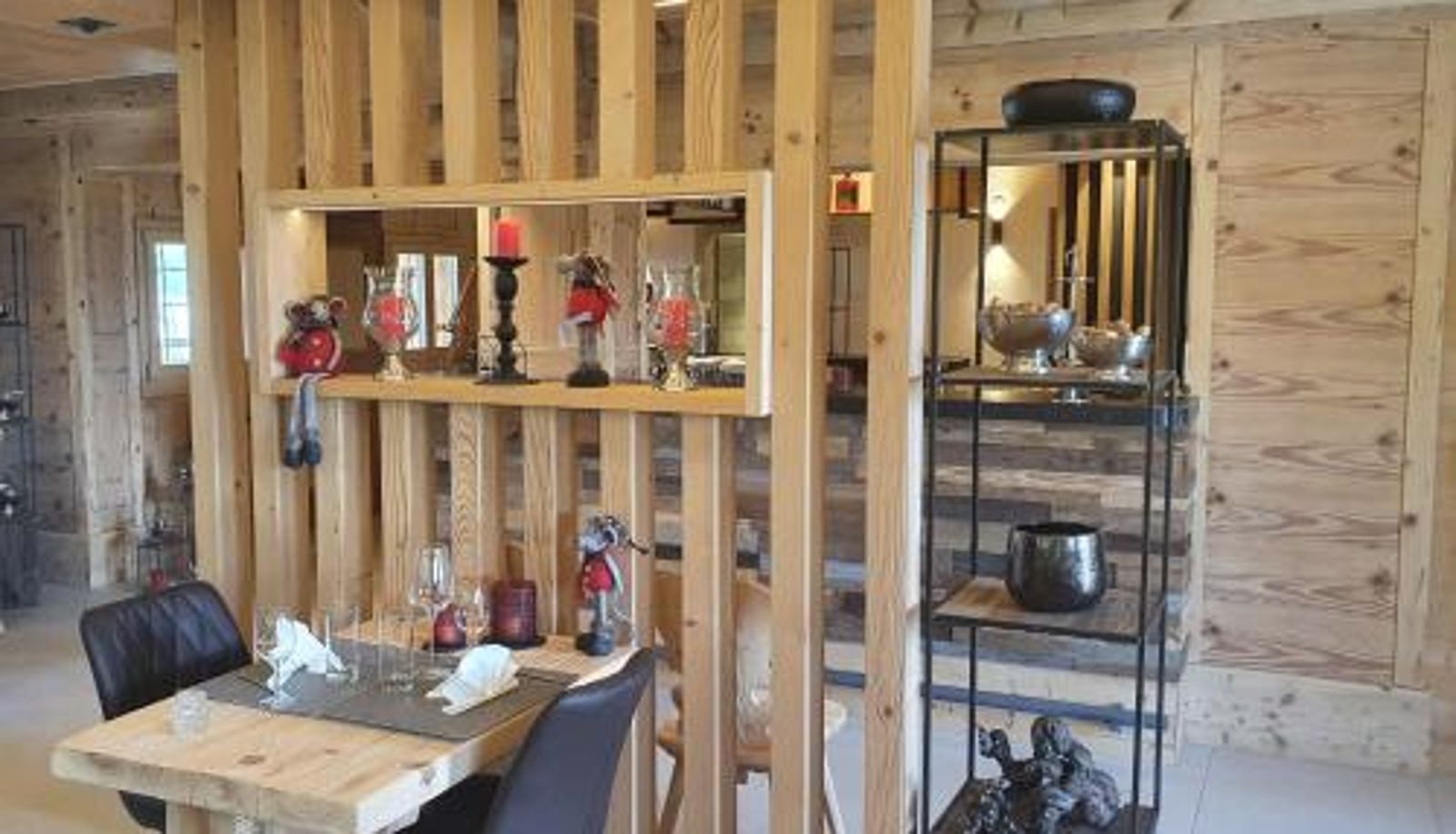 Breakfast room within the restaurant - Le Vieux Chalet