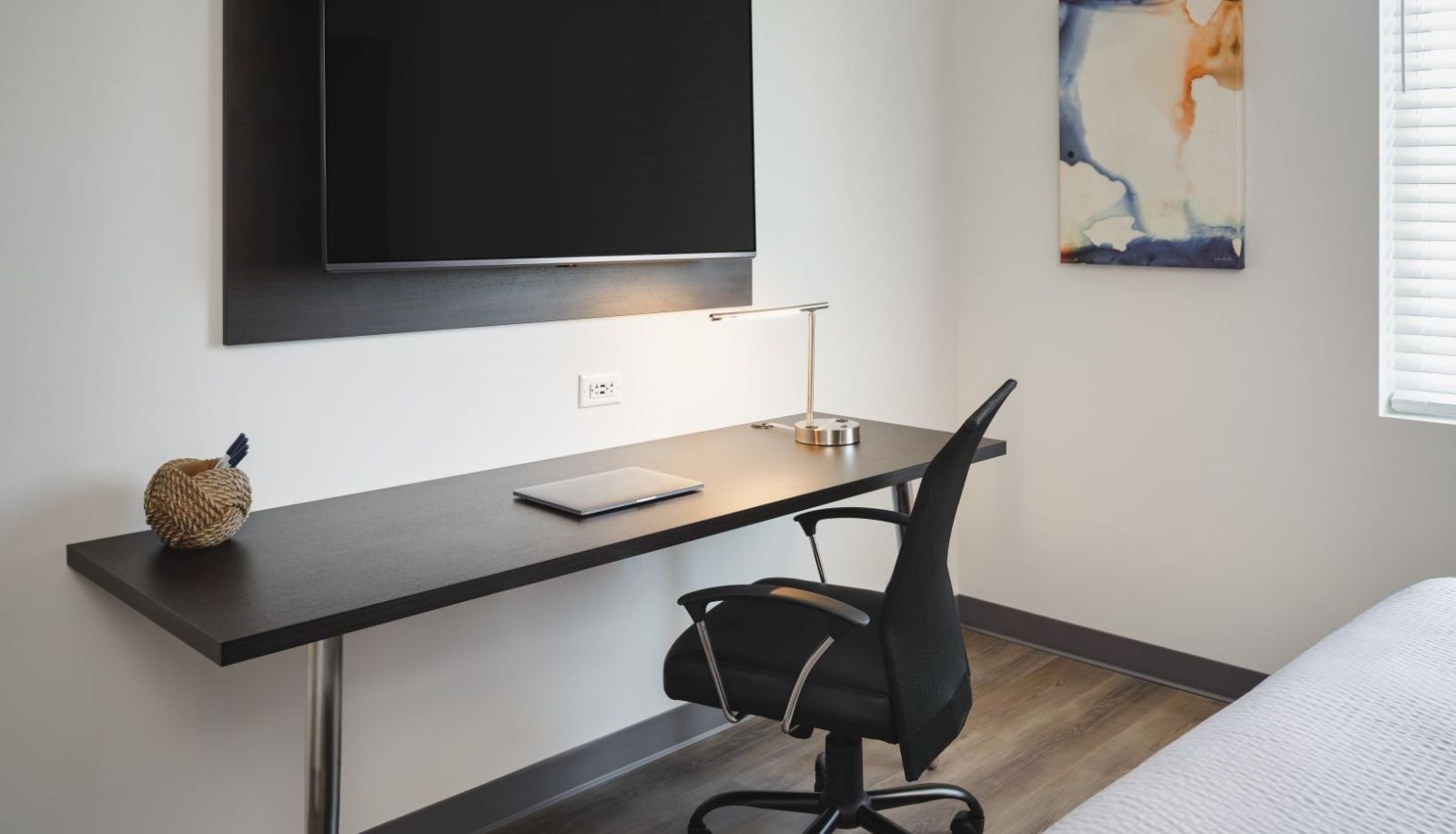 Suite - stayAPT Suites Goldsboro