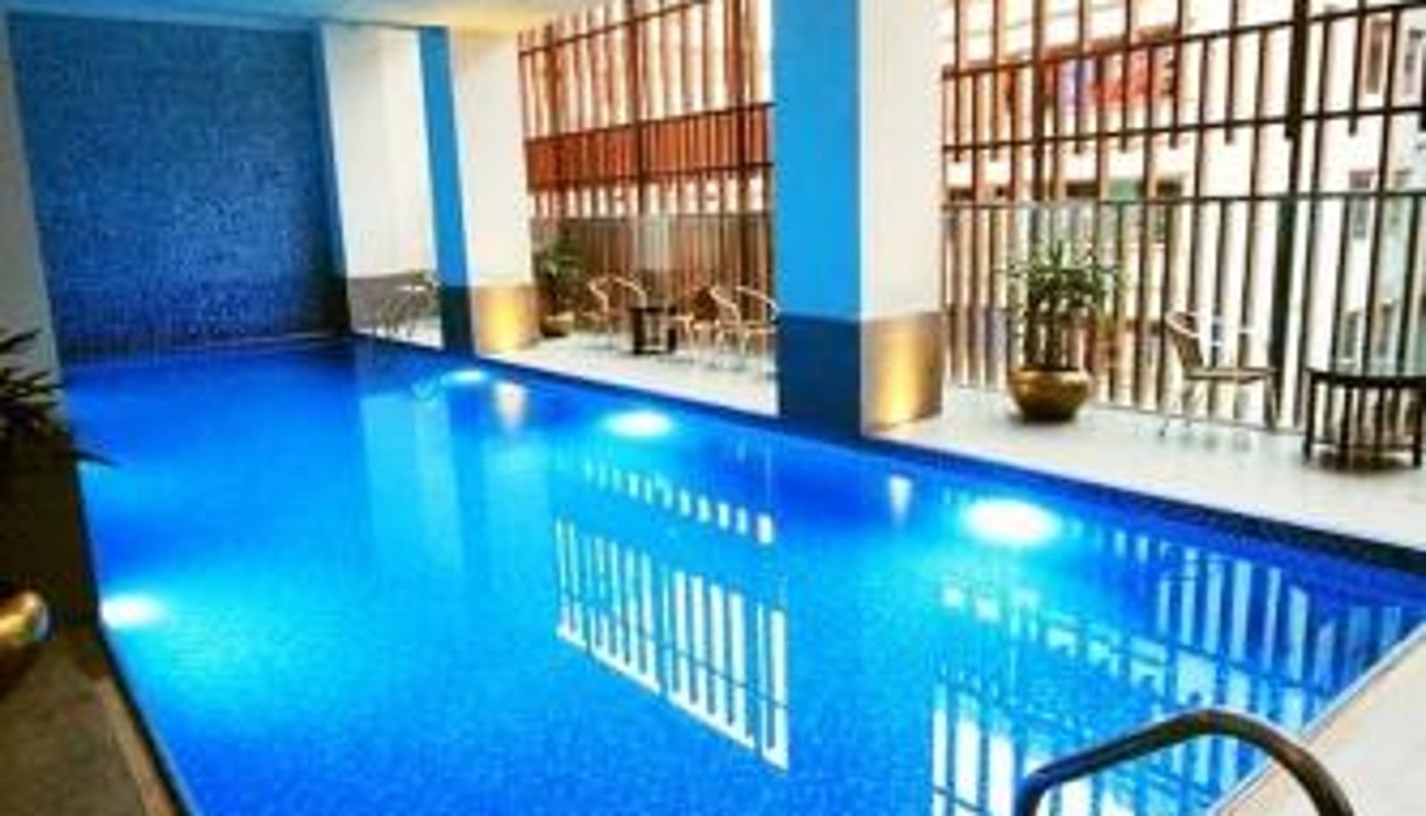 Basen - Sky City Hotel Dhaka