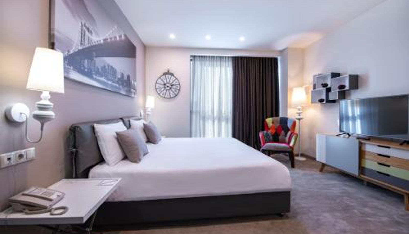 Zimmer - Opera Suite Hotel