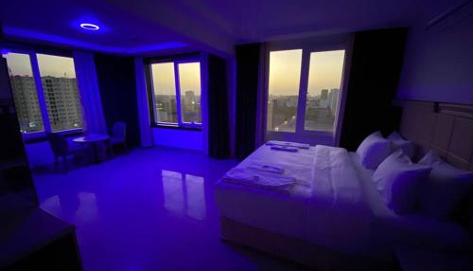 Suite - Diamond Star Hotel فندق النجمة الماسية