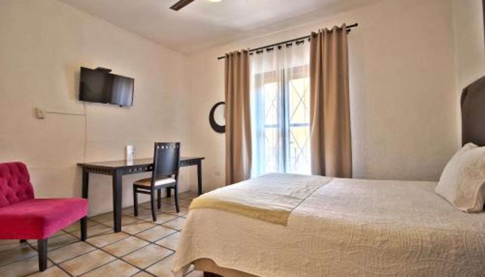 Zimmer - Hotel Punto 79