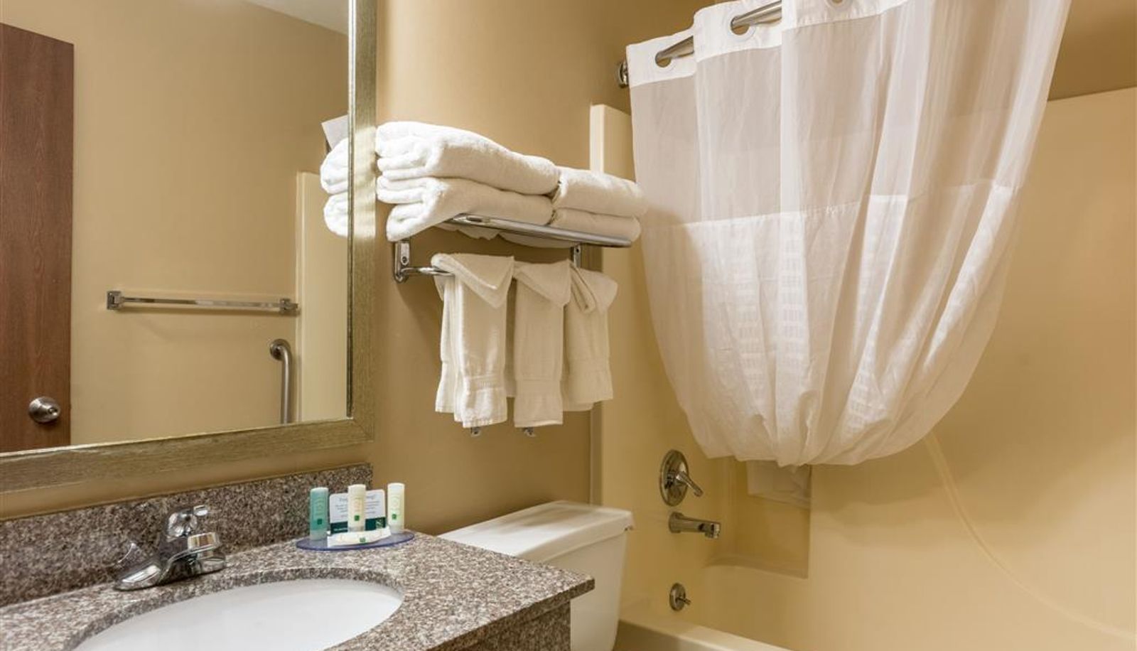 Zimmer - Quality Inn I-74 Batesville