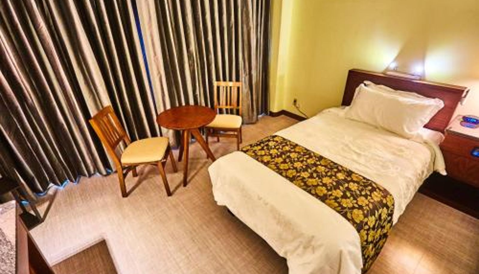 Room - Serenti Hotel Saipan
