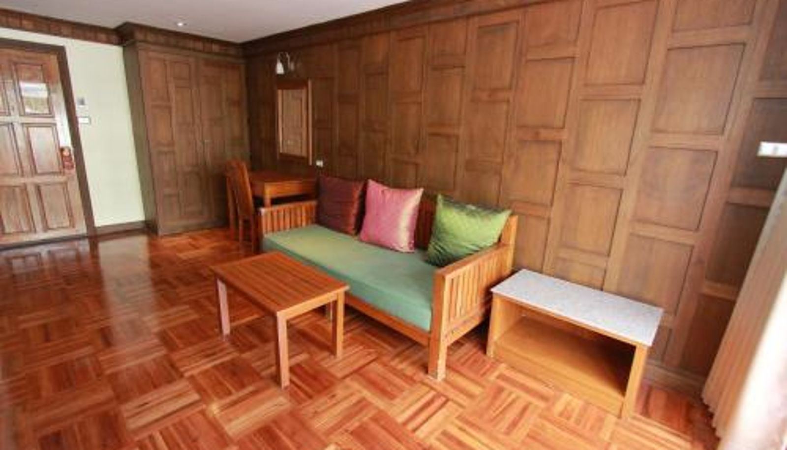 Info - Hua Hin Golf Villa