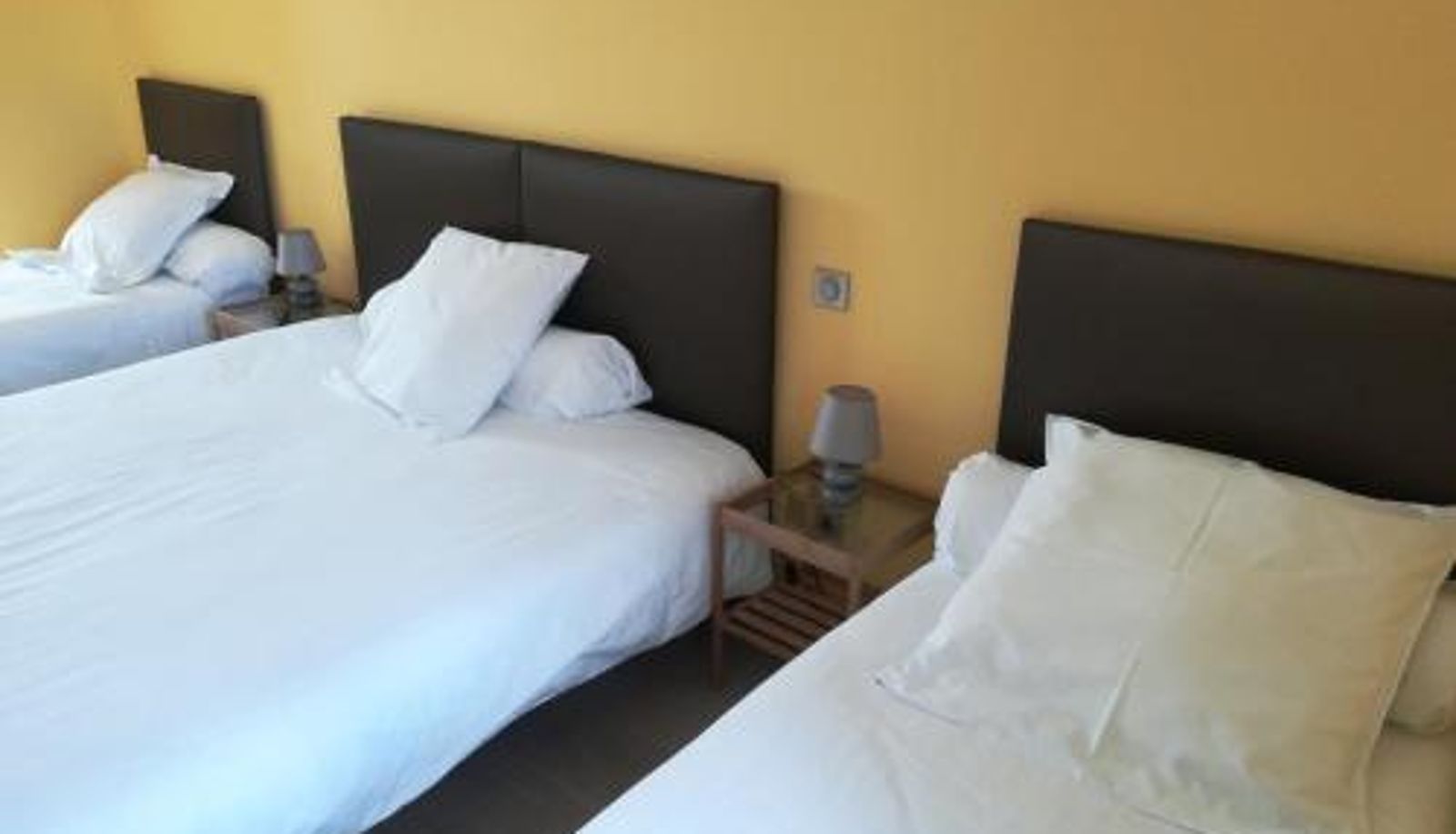 Room - Logis Hôtel de la Poste - Chez Cécile