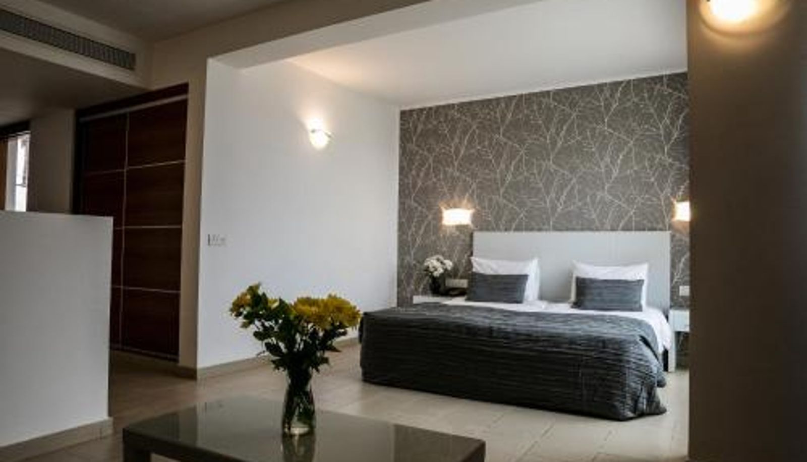 Suite - Theo Sunset Bay Hotel