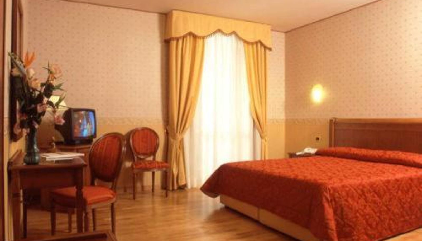 View - Hotel Holiday Sul Lago