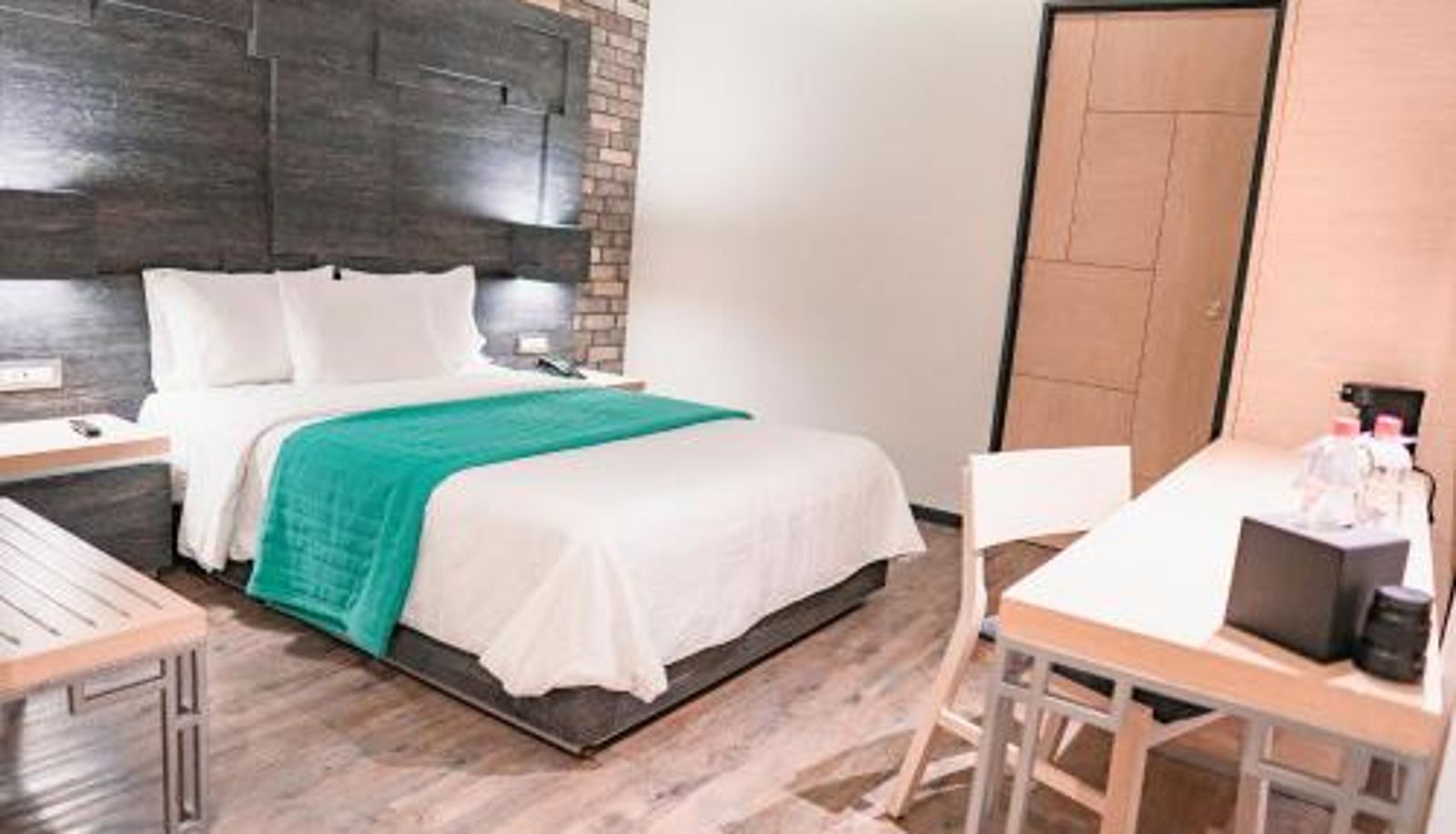 Kamer - Hotel Punto MX