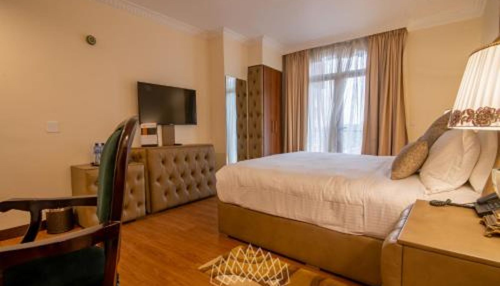 Kamer - The Grand Palace Hotel
