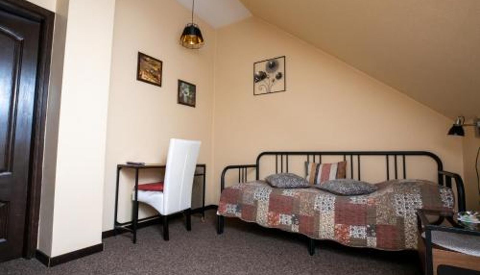 Zimmer - City Center Kaķis B&B
