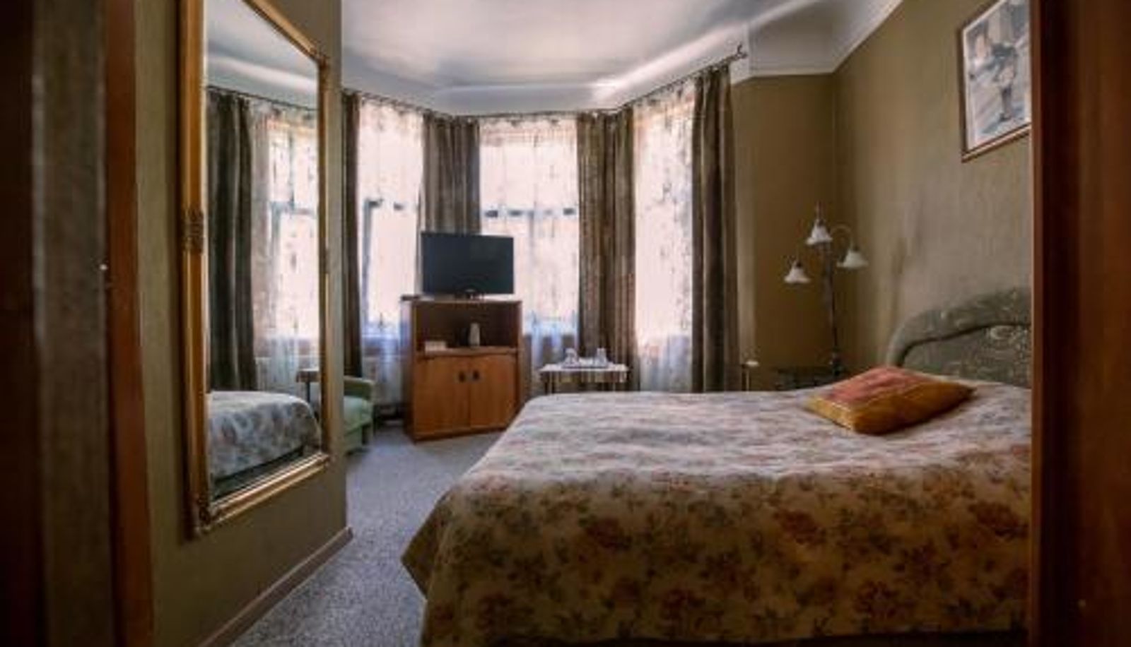 Zimmer - City Center Kaķis B&B