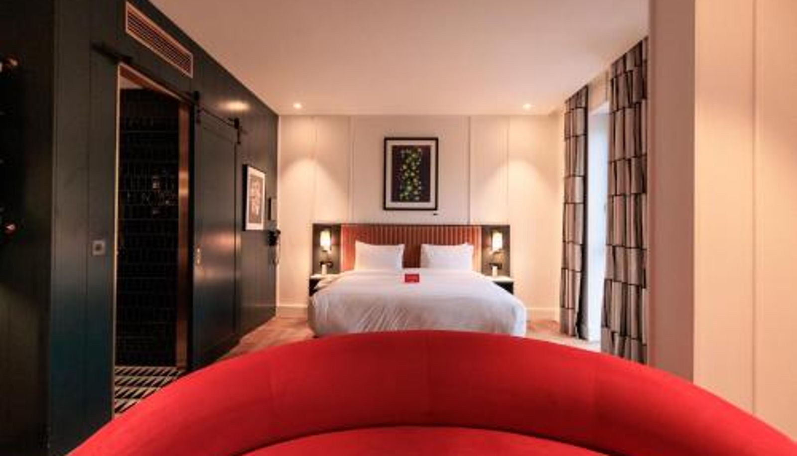 Suite - The Dean Cork