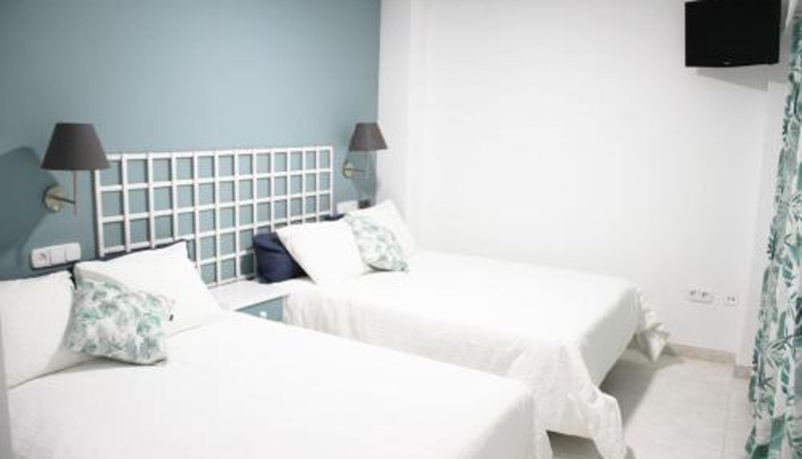 Habitación familiar - Hugo Beach Hotel & Apartments