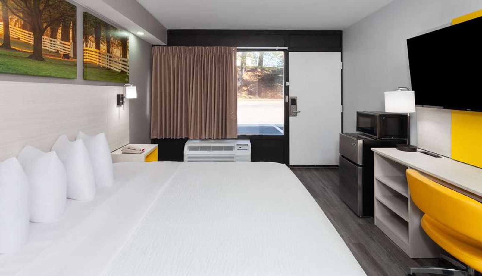 Room - Days Inn by Wyndham Baltimore Northwest