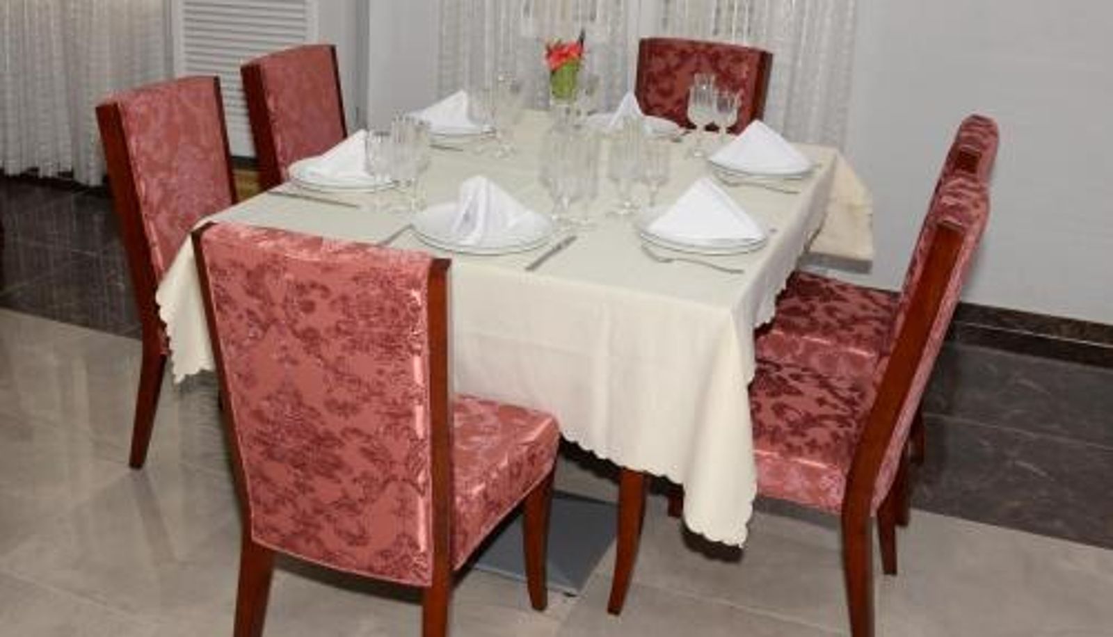 Info - HOTEL AMBASSADORS ANNEXE