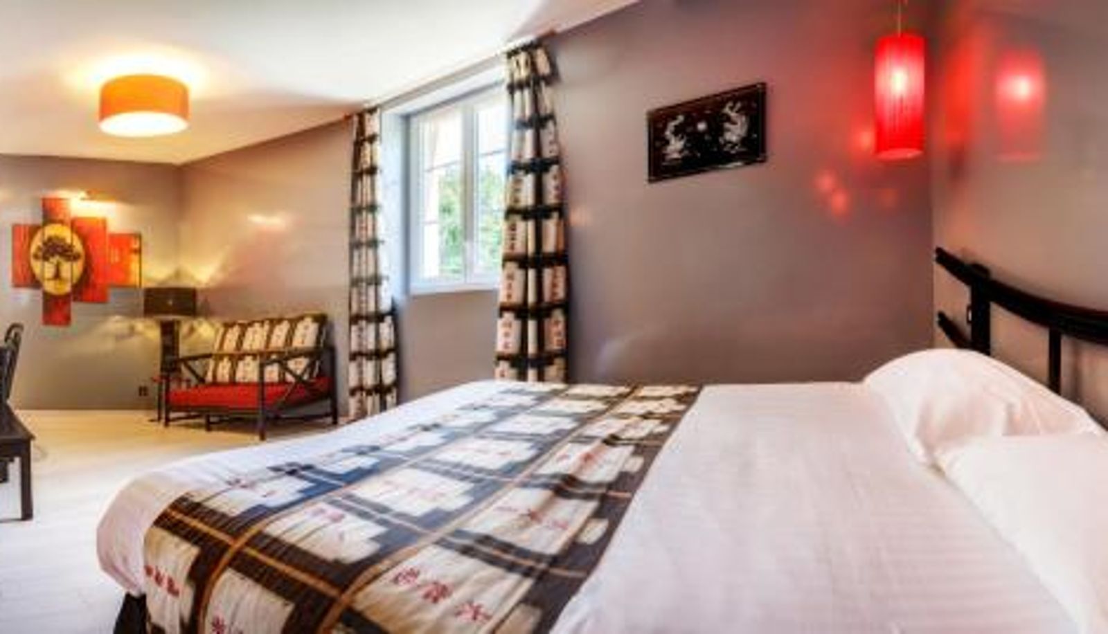 Zimmer - The Originals Relais Château de la Falque