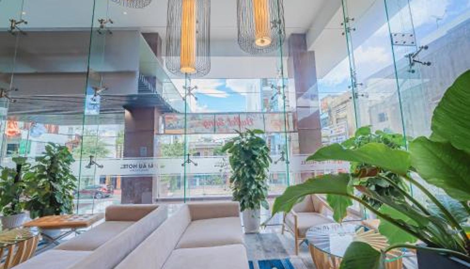 Reception - HẢI ÂU BIÊN CƯƠNG
