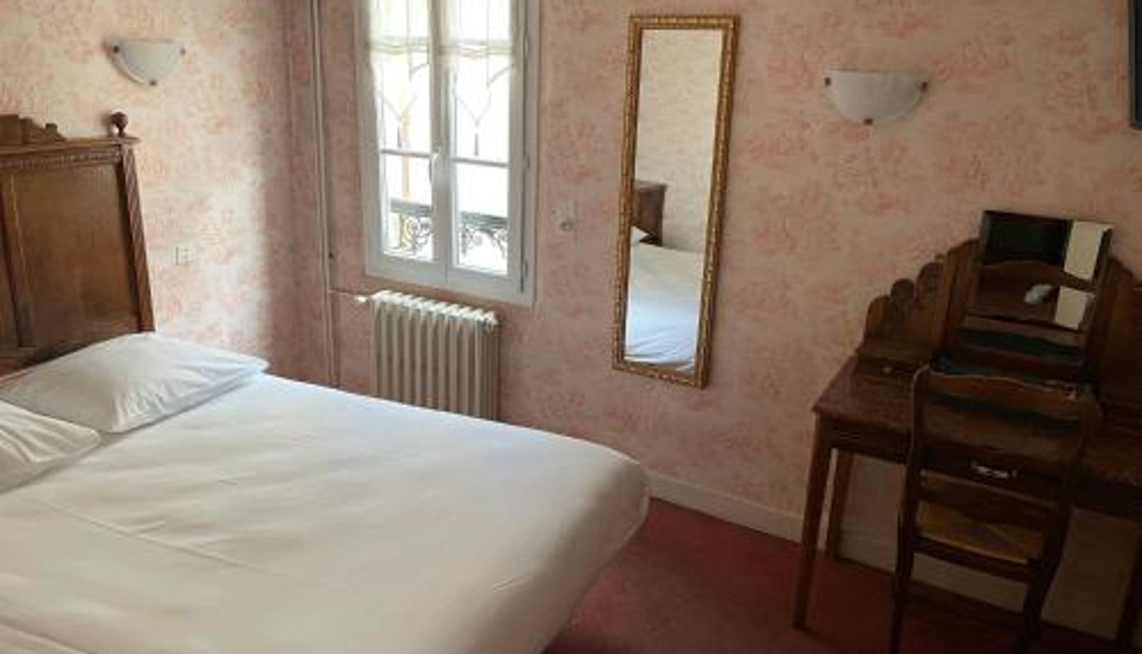 Standard room - Le Coq d'Or